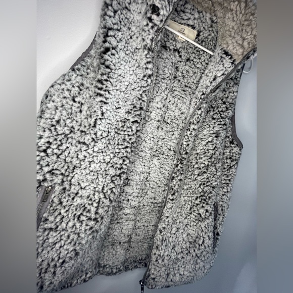 NWOT Teddy Sherpa Vest - Picture 2 of 5